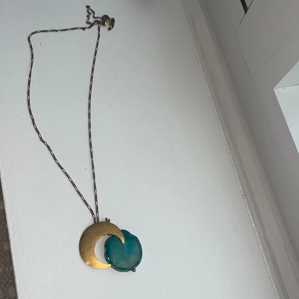 New turquoise and gold moon long necklace - Picture 3 of 6